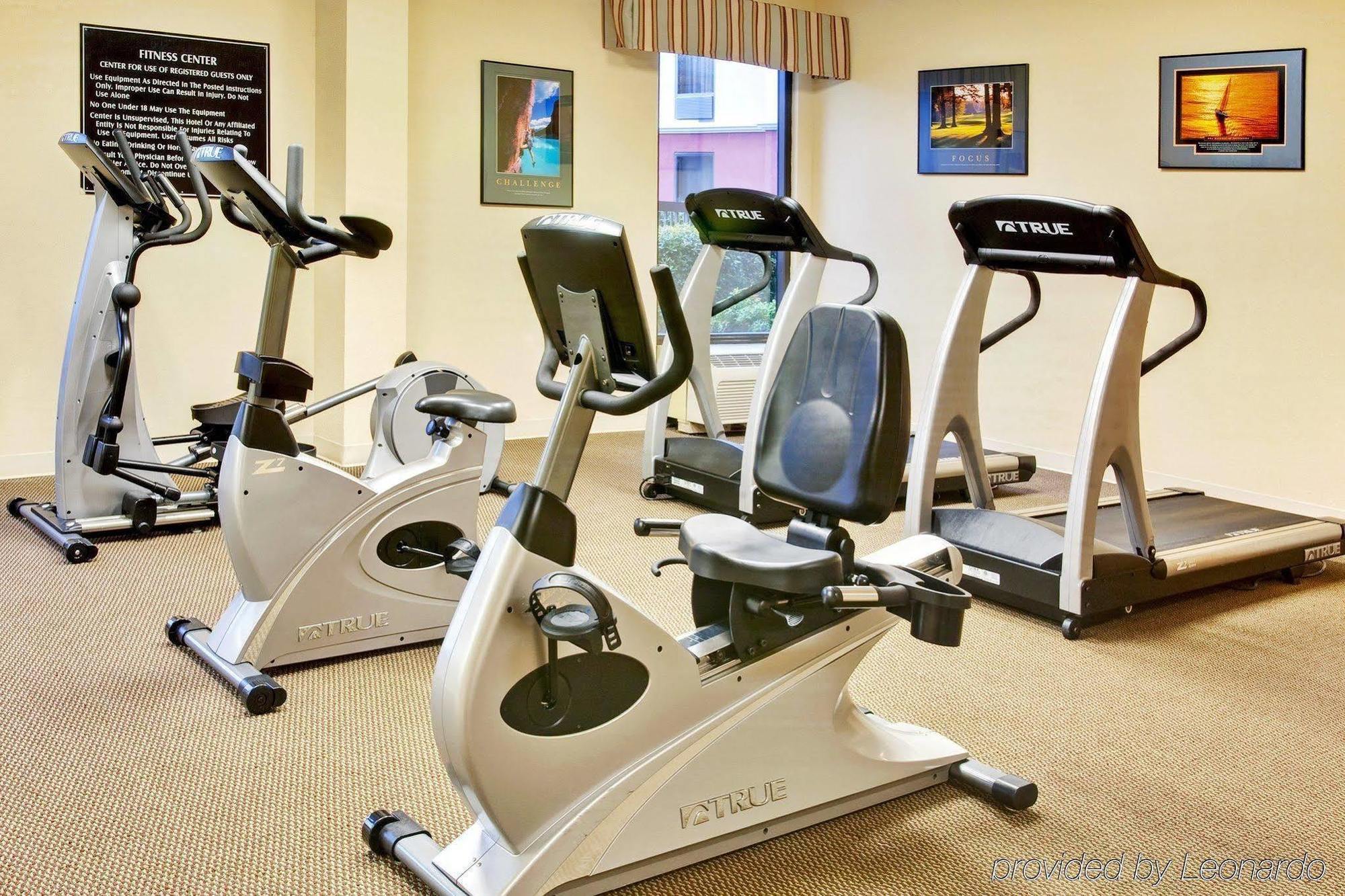 Holiday Inn Express Memphis Medical Center - Midtown By Ihg Exteriér fotografie
